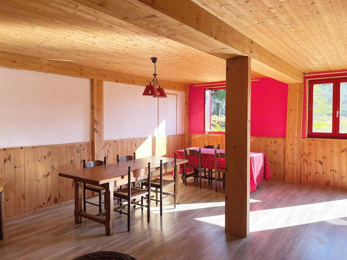 Gite Ranch Le Serpolet Лез Англ Екстериор снимка