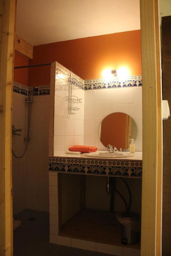 Gite Ranch Le Serpolet Лез Англ Екстериор снимка